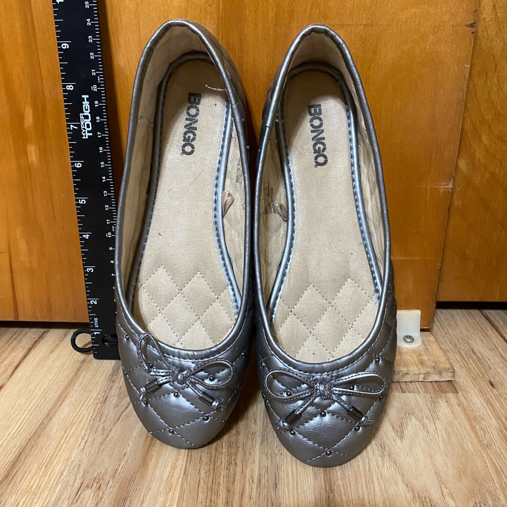BONGO Metallic Gray Flats with Bow